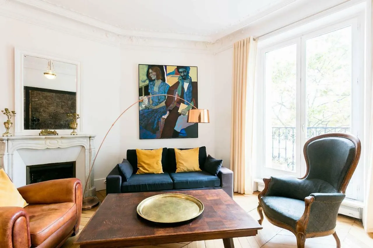 Private Apartment - Eiffel Tower - Ecole Militaire  Parigi